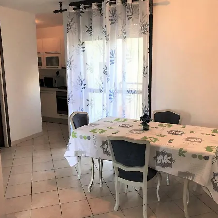 Best Priced Three Bedroom In * سبليت