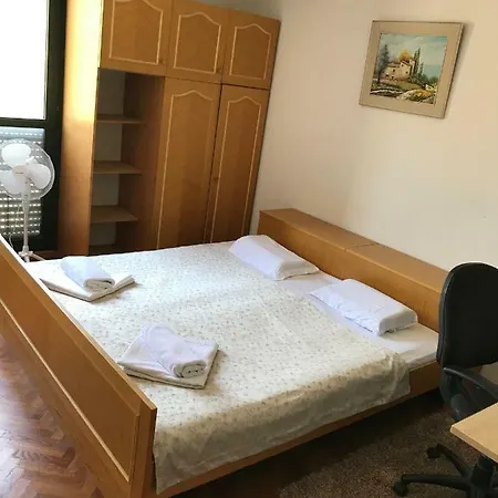 شقة Best Priced Three Bedroom In سبليت