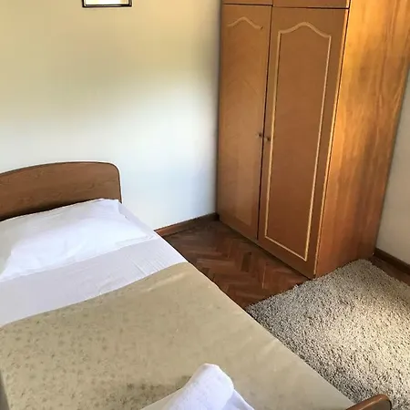 Best Priced Three Bedroom In Apartment